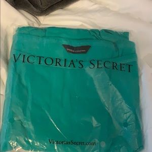 Moda international tunic